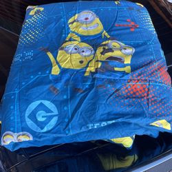 1 Twin  Minions 