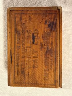Antique Vintage Cape Ann Seafoods Salt Cod Wooden Box Port La Tour Nova Scotia