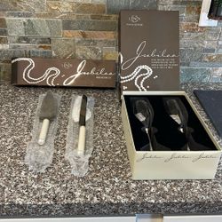 Toasting Flutes And Dessert Set