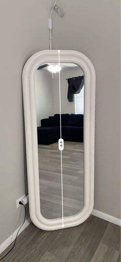 Body Mirror