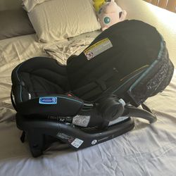 Infant Car Seat & Base (Snugride Lite LX)