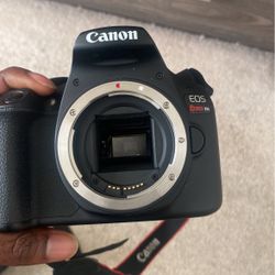 Canon Rebel T6