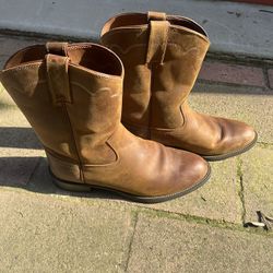 Men’s Justin Style 392 Boots Size 11 EE