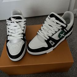 Pink Brown Lv Trainers for Sale in Fort Lauderdale, FL - OfferUp