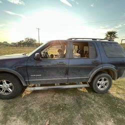 2004 Ford Explore