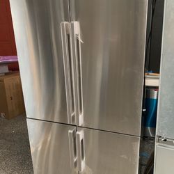 Dacor 42” Built In Refrigerador 