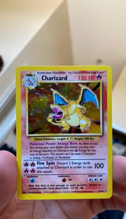 Charizard Holographic Pokemon