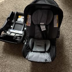 Baby Trend Infant Car Seat With Base 