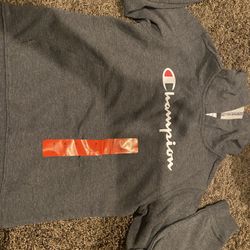 Boys Champion Sweater Medium 10/12