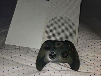 XBOX ONE SYSTEM & GAMES