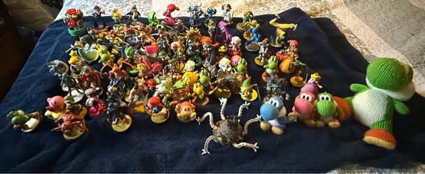 Amiibo lot of 90