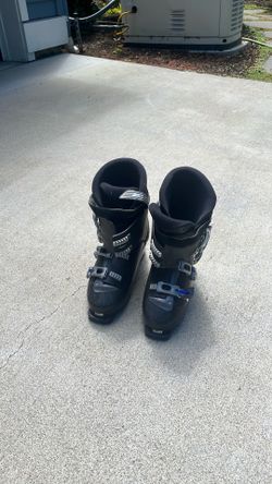 Men's ski boots