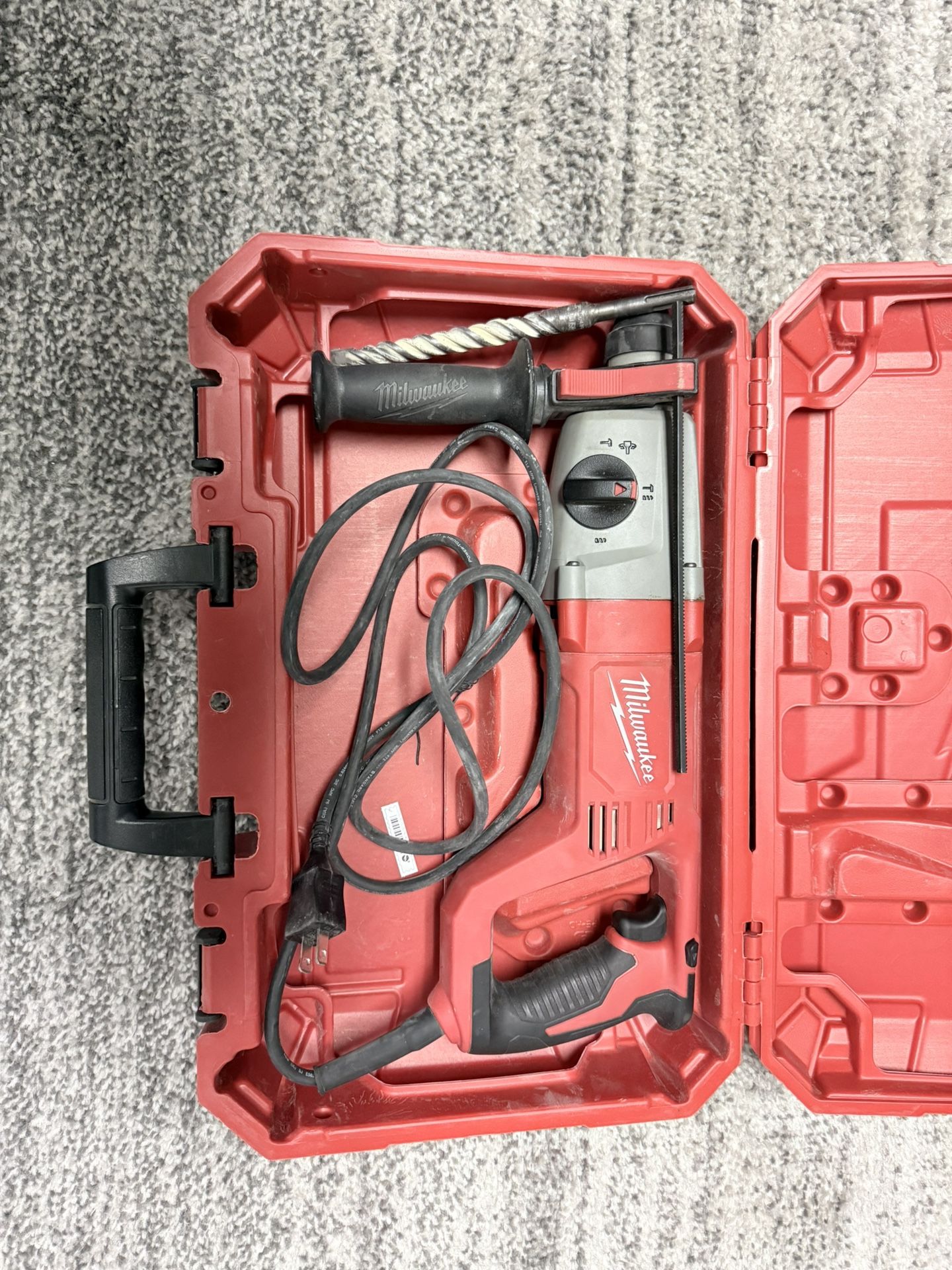 Milwaukee Rotohammer 