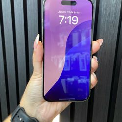 iPhone 15 Pro 256 GB Unlocked 
