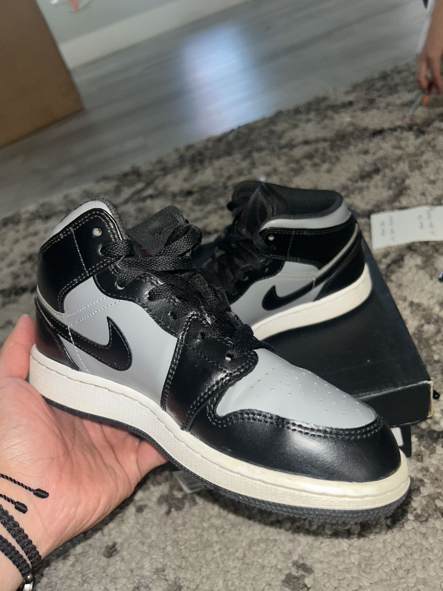 Air Jordan 1 Mid