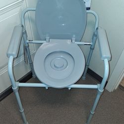  Drive Brand Medical Use Commode.. Brand New! Featuring  deluxe grip and rails! 