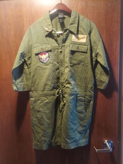 Captain Marvel disney Jumpsuit with Patches size L