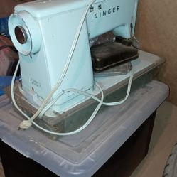Vintage Singer Sewing Machine