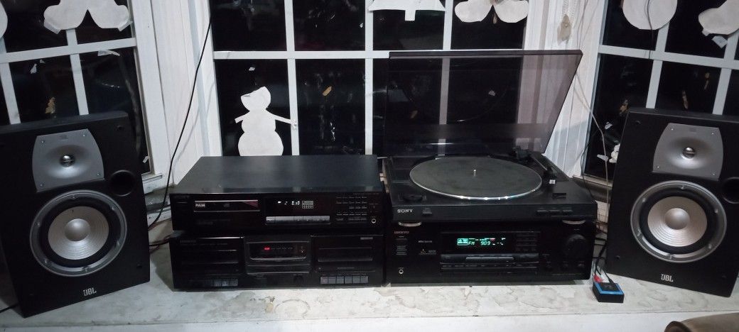 200 Watts Onkyo/Sony/Kenwood Stereo & JBL Speakers $600 CASH FINAL PRICE