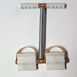 Vintage Pull-up Exerciser