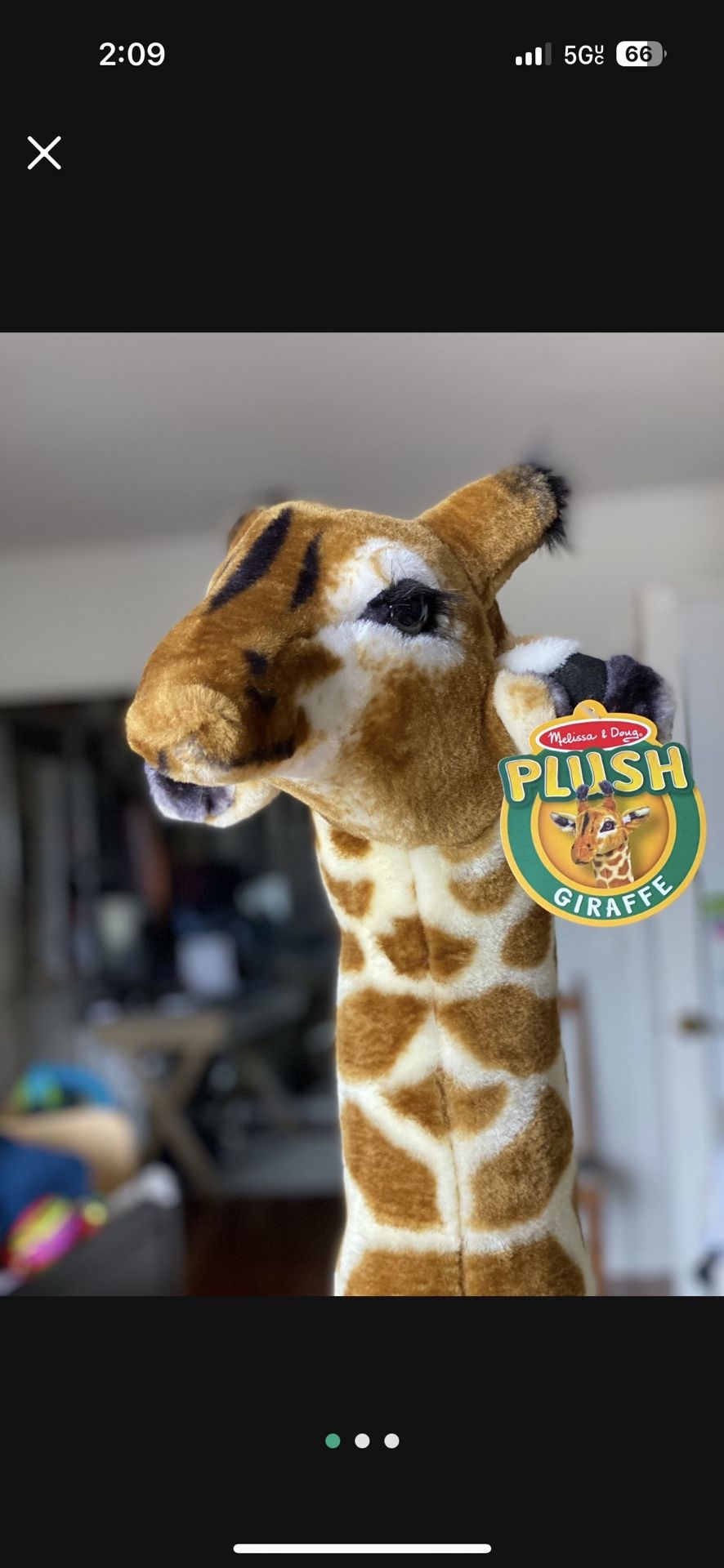 Melissa & Doug Giant Giraffe - Lifelike Stuffed Animal (over 4 feet tall)