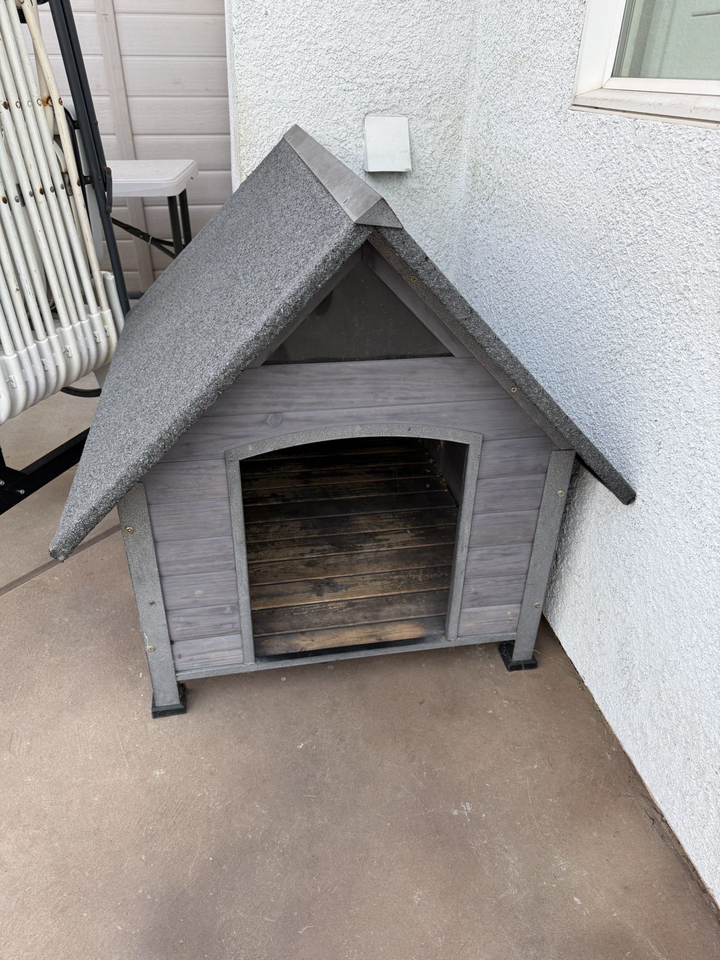 Dog House