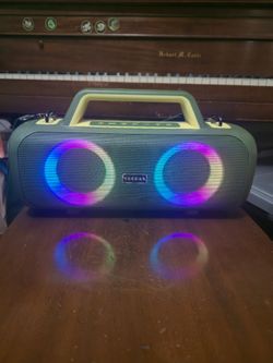 Vuopax Portable Bluetooth Speaker with RGB Lights