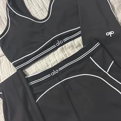 Alo Yoga Black Sports Bra and Leggings Set
