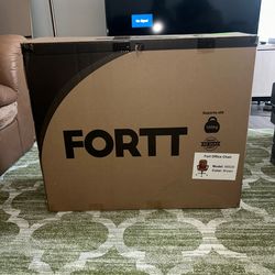 *New in box* Modern Reclinable Office Chair