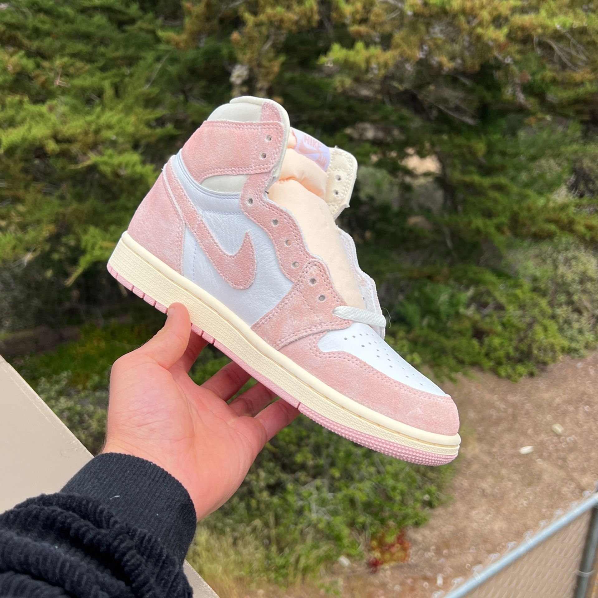 Jordan 1 “Washed Pink”