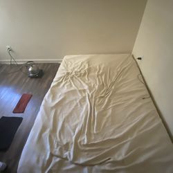 Full Sized Bed