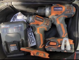 Ridgid impact and drill 18v battery and charger
