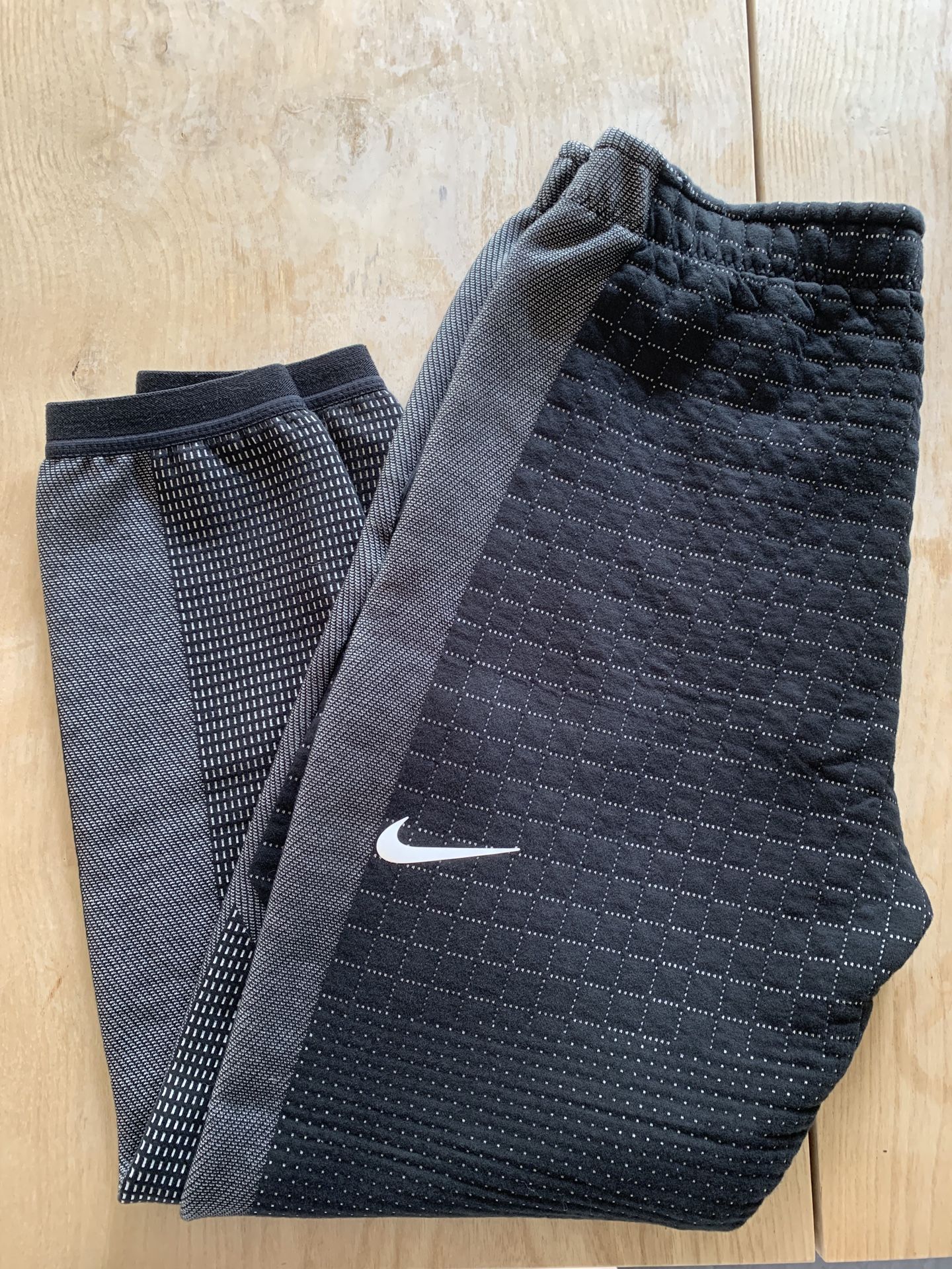 Nike quilted jogger - WMS Small
