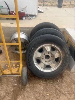 Tires and rims 235/65R16