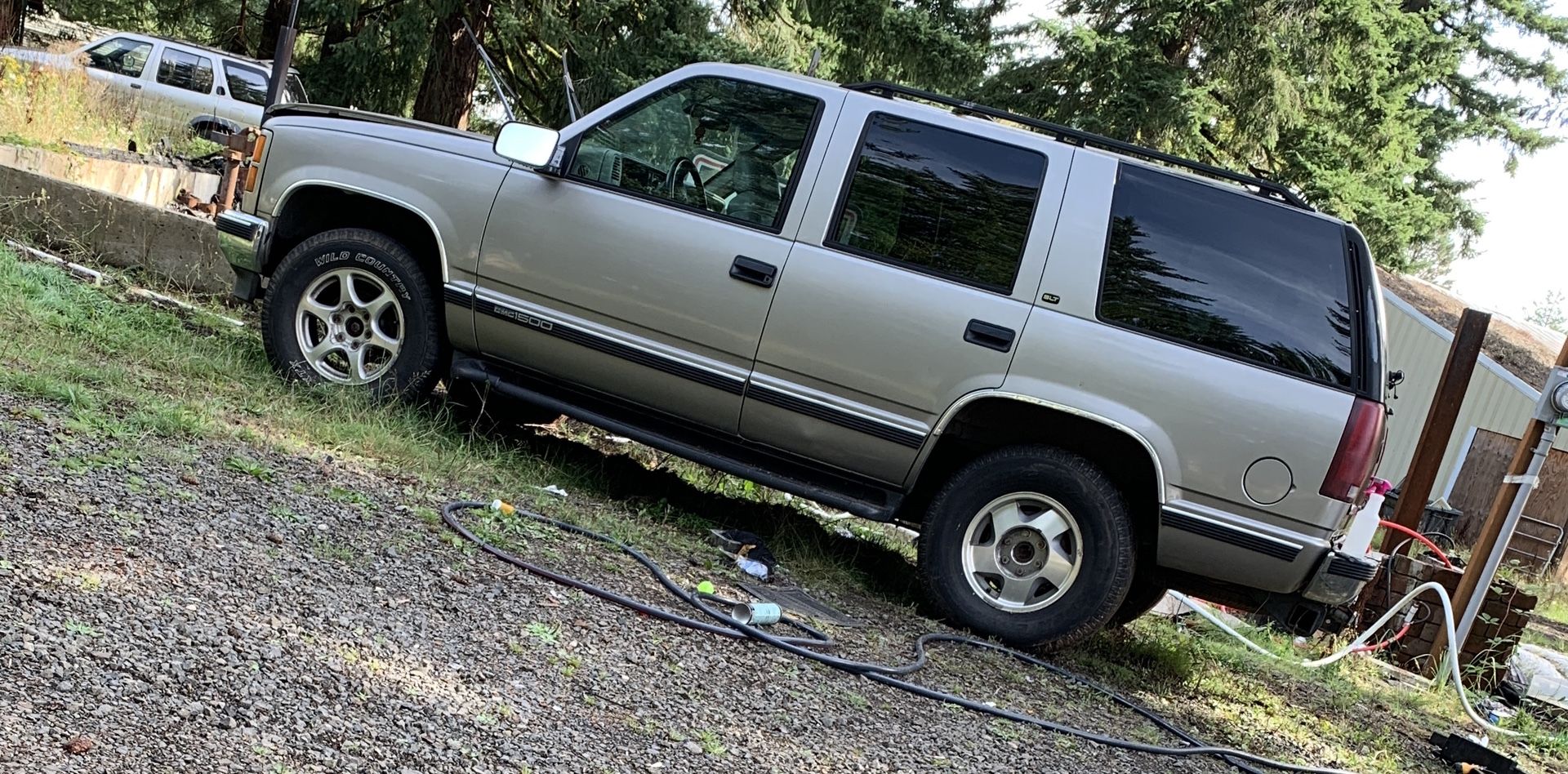 99 GMC Yukon Part out