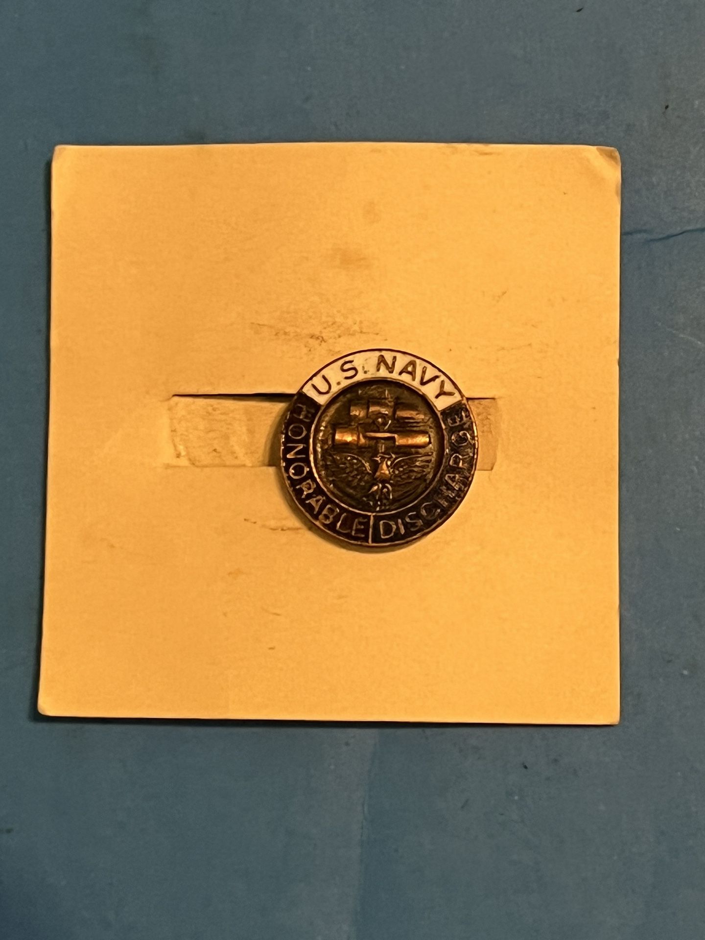 New Original WWII US Navy Honorable Discharge Badge - Screw Back Lapel Pin
