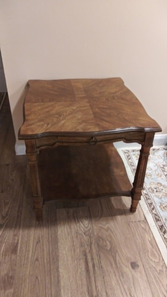 Drexel Heritage 2 End Tables