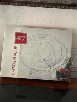 Mikasa Crystal Plaque, Nativity with Stand (2)