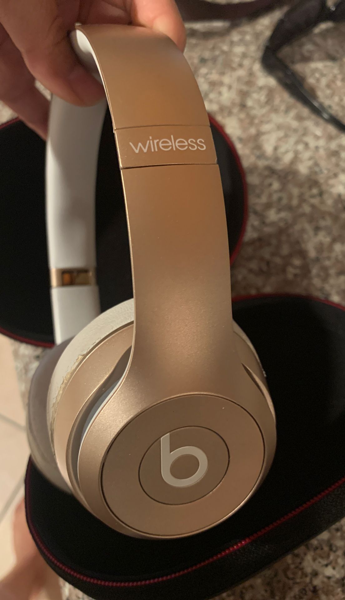 Beats Solo Wireless with case and charger