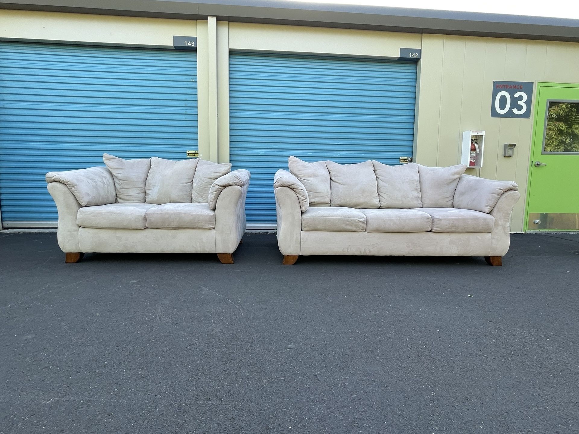 Sofa & Loveseat-Delivery 
