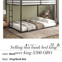 King Over King, Bunkbed
