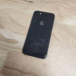 Iphone 8 64gb     ⭐️  TMOBILE And Metro Pcs 
