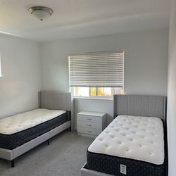 Twin bed 