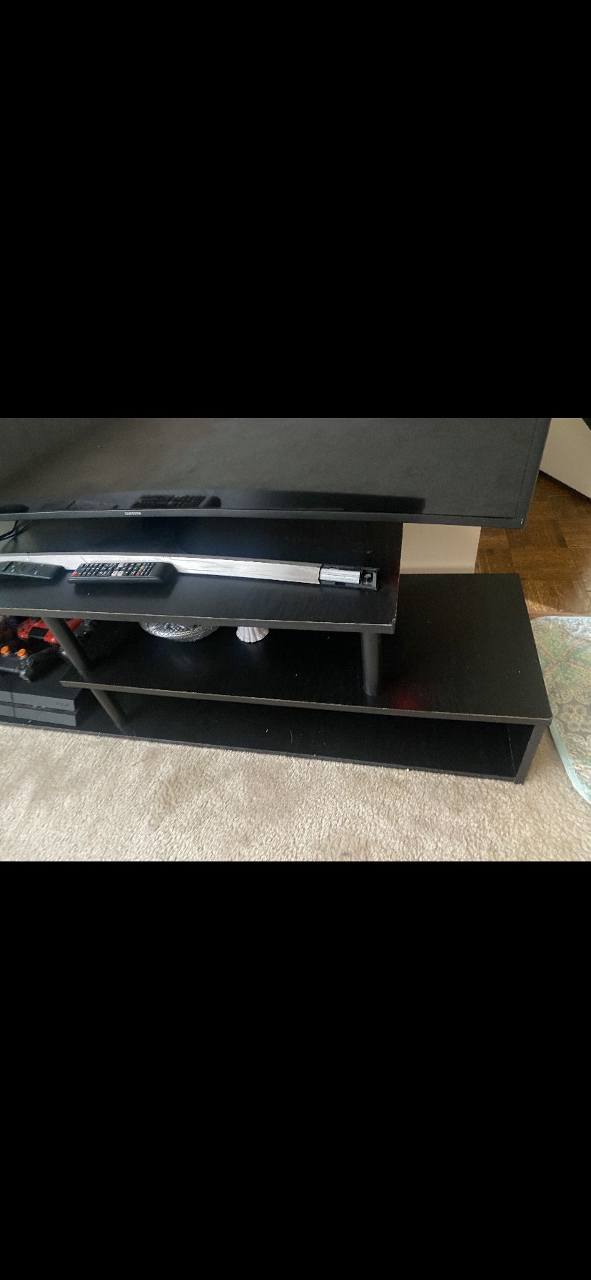 Snall Tv Table