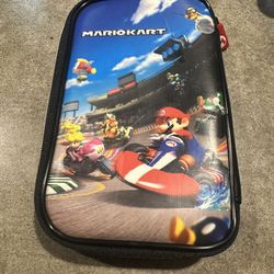 Nintendo 3ds Case + Games