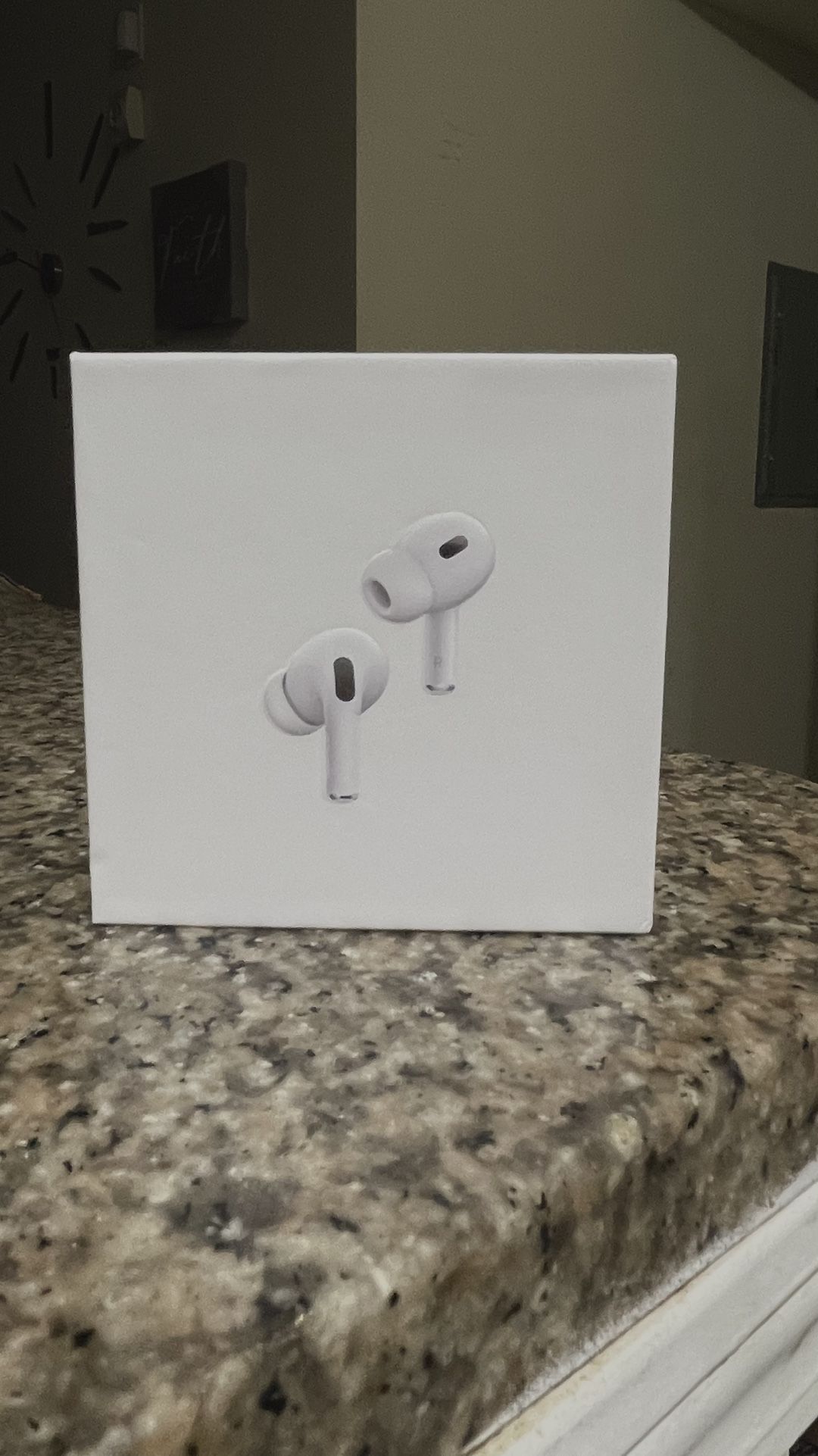 apple airpods Pro 2 (NEW) Noise Cancellation