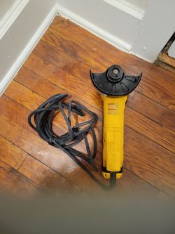 DeWalt 13A 5" Angle Grinder, corded