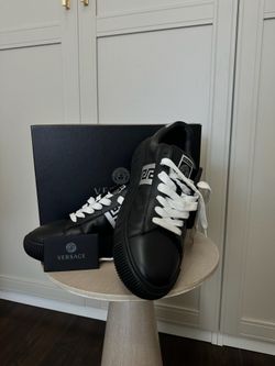 Versace sneakers medusa size 10
