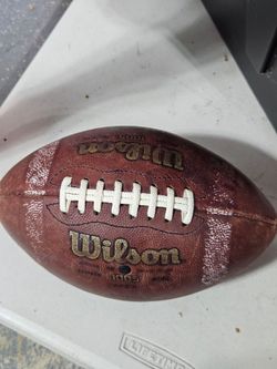 Wilson NCAA 1005 Leather football