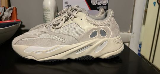 Yeezy 700